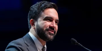 Here’s what smart people are saying about NYC’s proposed annual pied-à-terre tax on homes worth $5 million or more