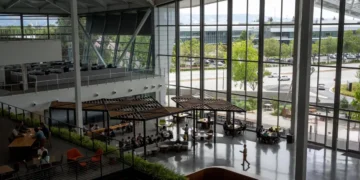 A coder used AI to rank which tech companies offer the best food at work. Check out the winners.