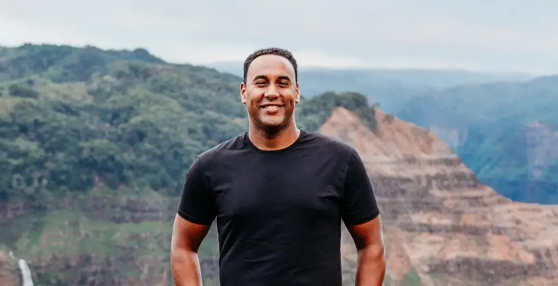 I’m a millennial pastor in Hawaii who started renting out my car to pay for diapers. I made $3 million last year.