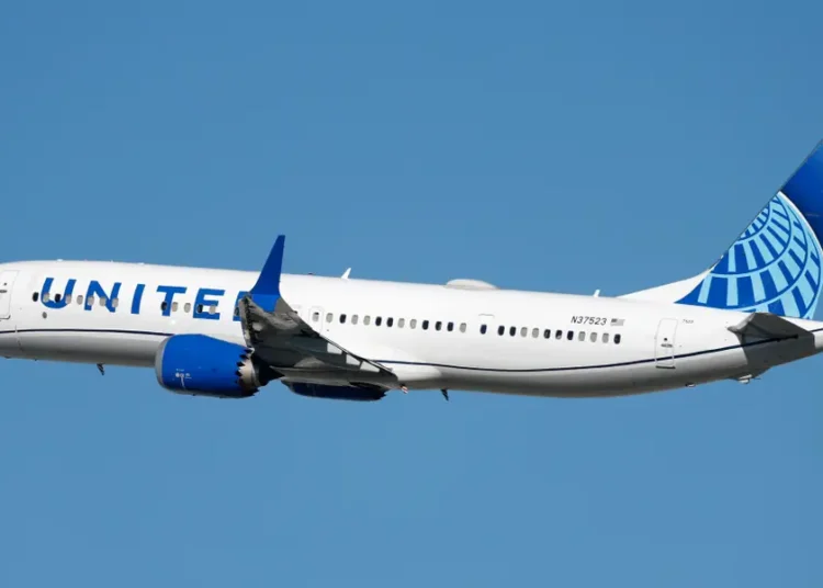 United Airlines pilots called in a bomb threat when they heard a mysterious beeping on the plane
