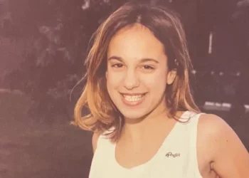 I gave up my athletic scholarship in college. Over 20 years later, I still wonder if that was the right choice.