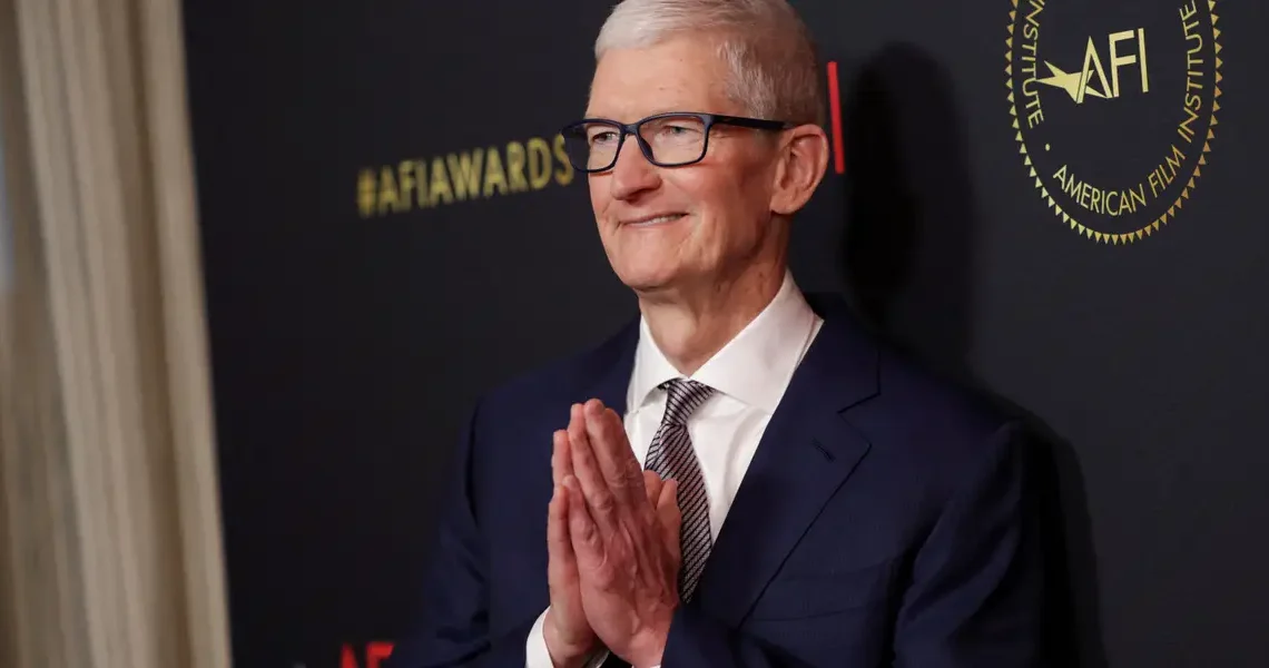 5 leadership lessons from departing Apple CEO Tim Cook