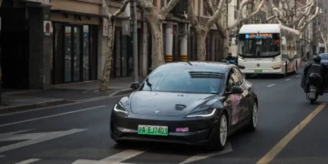 SpaceX’s IPO could be a real problem for Tesla