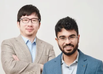 We’re former Google coworkers who raised $4.5M for an AI startup. We didn’t build a big team — we built fast instead.