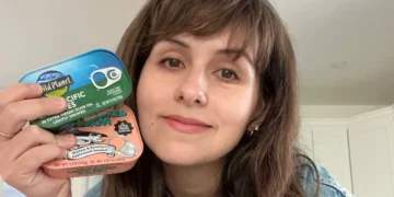 I used to be bad at getting enough protein. Here are 3 whole foods I keep in my kitchen to hit 90 grams a day.