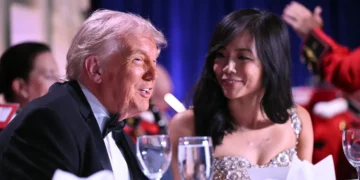 CBS journalist Weijia Jiang gets props for poise under pressure after press dinner shooting