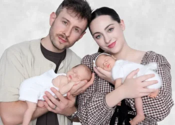 My twins are already TV celebrities. They played ‘Baby Jane Doe’ on ‘The Pitt’ at 4 months old.