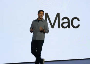 Palmer Luckey dug up an old tech relic with ties to Apple’s new CEO