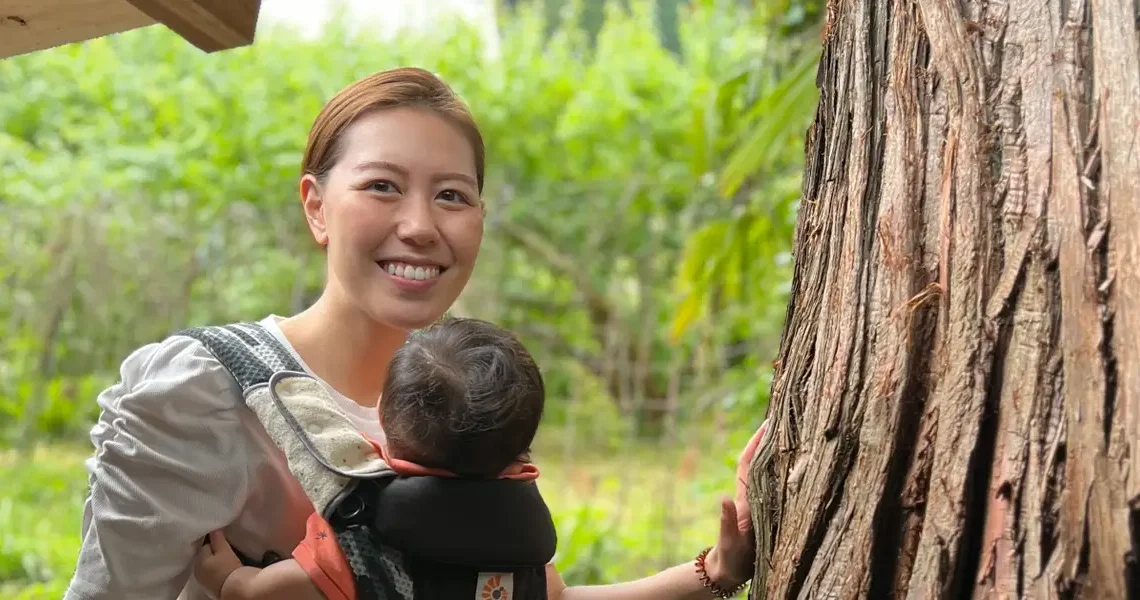 I traveled the world as a flight attendant. I wanted a quieter life — now I run a bakery in rural Japan.