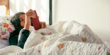 The Chinese government is warning teens that ‘lying flat’ is a psyop. I say, let the teens be lazy!