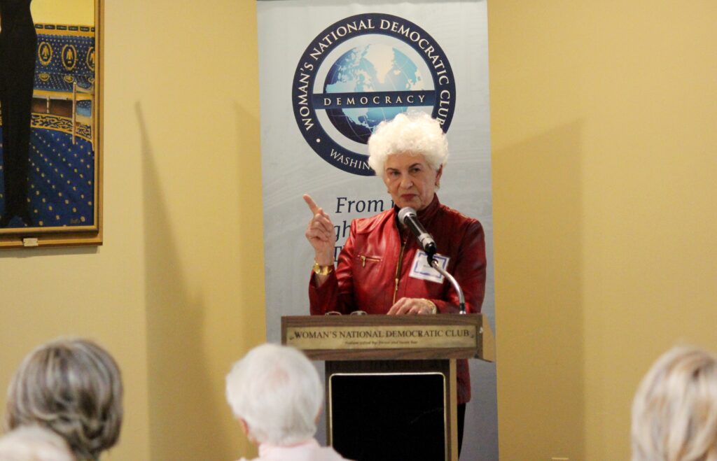 Molly Sinclair McCartney, globe-trotting traveler and Post reporter, dies at 84