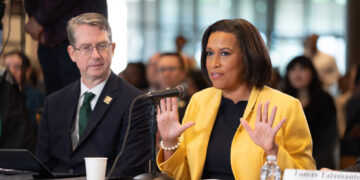 D.C.’s economy shrank by 8.3 percent in the fourth quarter