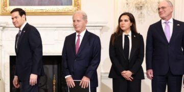 Lebanese, Israeli diplomats hold rare face-to-face meeting in Washington