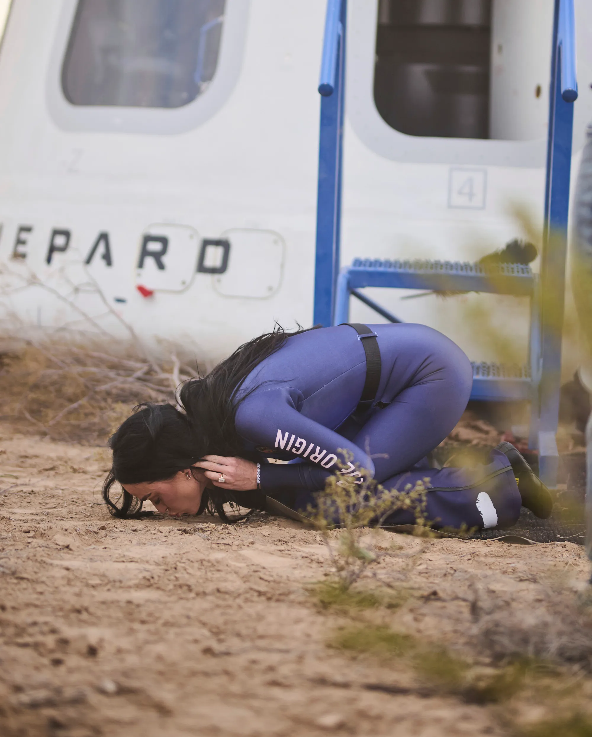 Katy Perry kisses the ground after returning to Earth Katy Perry kisses the ground after returning to Earth