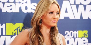 Amanda Bynes Teases an EDM and Rap Inspired Return to Music