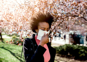 6 ways to make allergy season less miserable