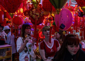 As U.S. Brands Stumble, China Wins Over Young Indonesians