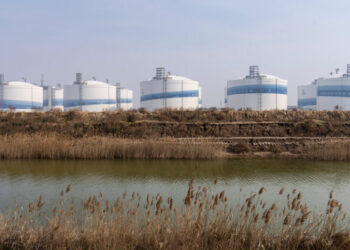 How China Built Its Vast Natural Gas Stockpile