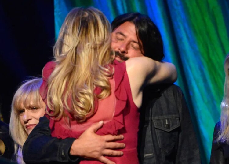 Courtney Love Wants Dave Grohl’s Fans to Stop Bugging Her About Their Feud: ‘It’s So Stupid’
