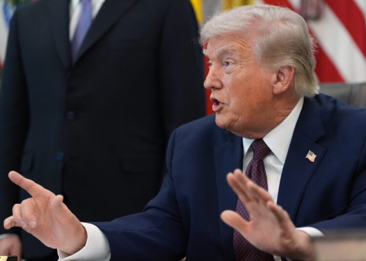 Trump attends Supreme Court hearing on birthright citizenship