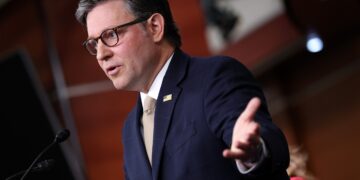 On chaotic day, Johnson navigates multiple internal revolts in House