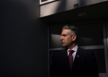 Trump officials consider physician, a Fox News regular, for top vaccine post