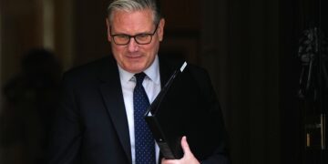 Fired official says Starmer’s office pushed for clearance of Epstein-linked envoy