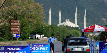 Oil prices jump after U.S. seizes Iranian vessel, imperiling ceasefire