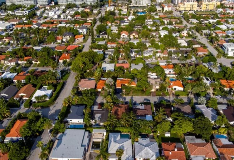 Florida’s influx of rich residents is killing the middle class and housing market
