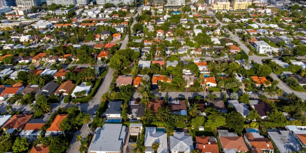 Florida’s influx of rich residents is killing the middle class and housing market