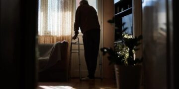 There’s New Evidence for How Loneliness Affects Memory in Old Age