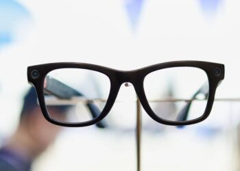 Meta Is Warned That Facial Recognition Glasses Will Arm Sexual Predators