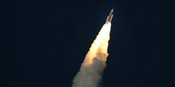 Even Artemis II Astronauts Have Microsoft Outlook Problems