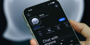 Elon Musk’s XChat App Is More Like Facebook’s Messenger Than Signal