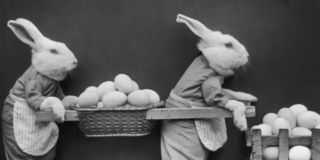 9 Jokes From Famous Comedians on the Subject of Easter
