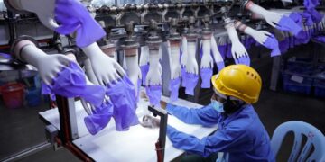 Iran war hits supply chains for K-beauty, ramen and clothes