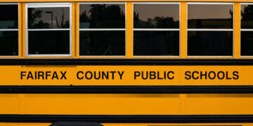 Salvadoran teen convicted of assault for groping girls at Virginia high school