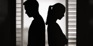 If Your Relationship Never Had a Honeymoon Phase, Experts Say This Could Be Why