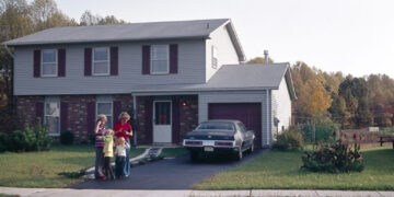 Buyers are entering housing market later in life