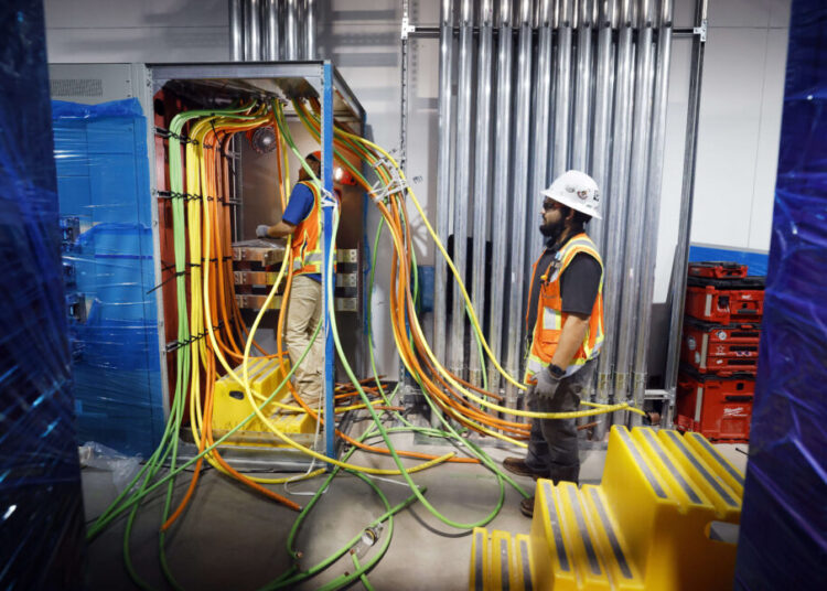 Maine lawmakers pass nation’s first statewide ban on large data centers