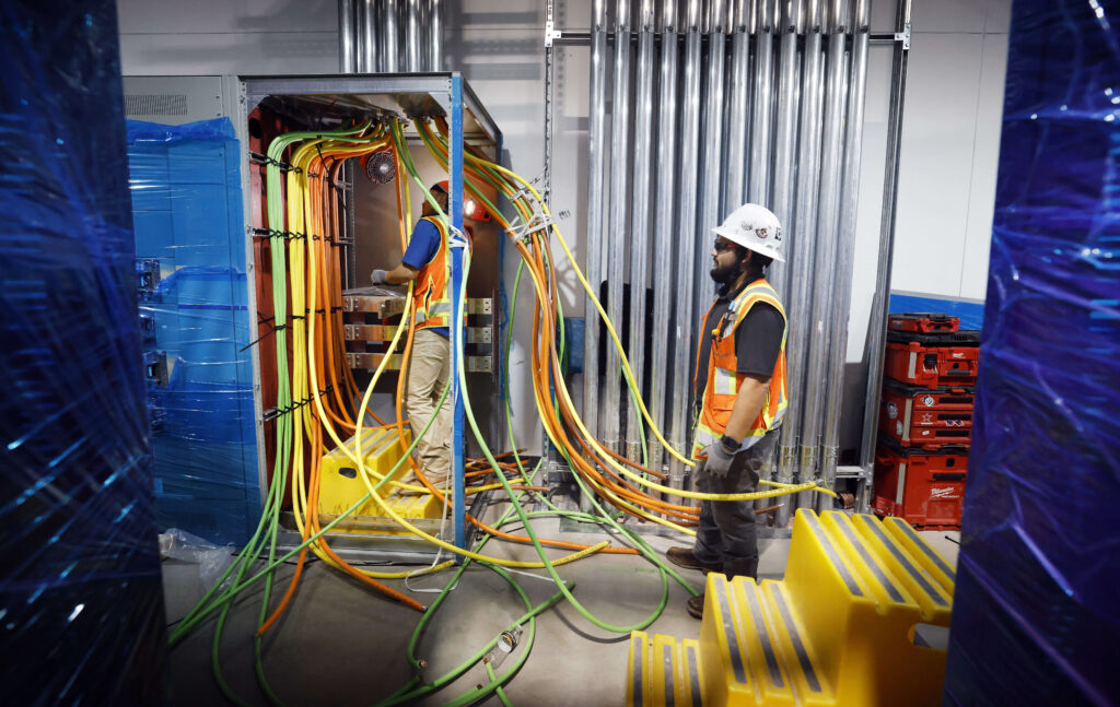 Maine lawmakers pass nation’s first statewide ban on large data centers