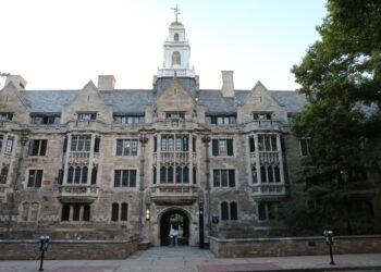 Yale considers changes to admissions, grading to regain trust in higher ed