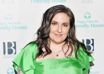 Lena Dunham Originally Thought Adam Driver’s Rude Treatment of Her on ‘Girls’ Was ‘What Great Male Geniuses Do’