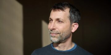 The Man Behind AlphaGo Thinks AI Is Taking the Wrong Path