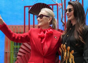 ‘Devil Wears Prada 2’ Red Carpet Frenzy Begins in Mexico With Meryl Streep, Anne Hathaway