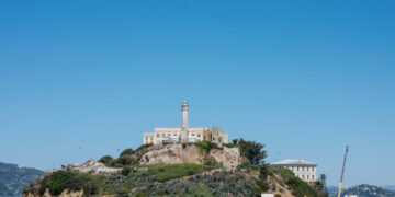 Trump Seeks $152 Million to Begin to Turn Alcatraz Back Into a Prison