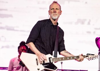 No Doubt Guitarist Tom Dumont Reveals Parkinson’s Diagnosis: ‘I Can Still Play Music’