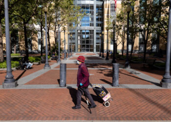 Altman, Musk and the A.I. Spectacle Come to ‘The Town’