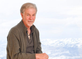 Reed Hastings to Step Down as Netflix Chair