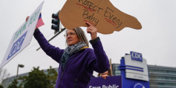 CDC delay of infant hepatitis B shot likely to raise infections, studies show